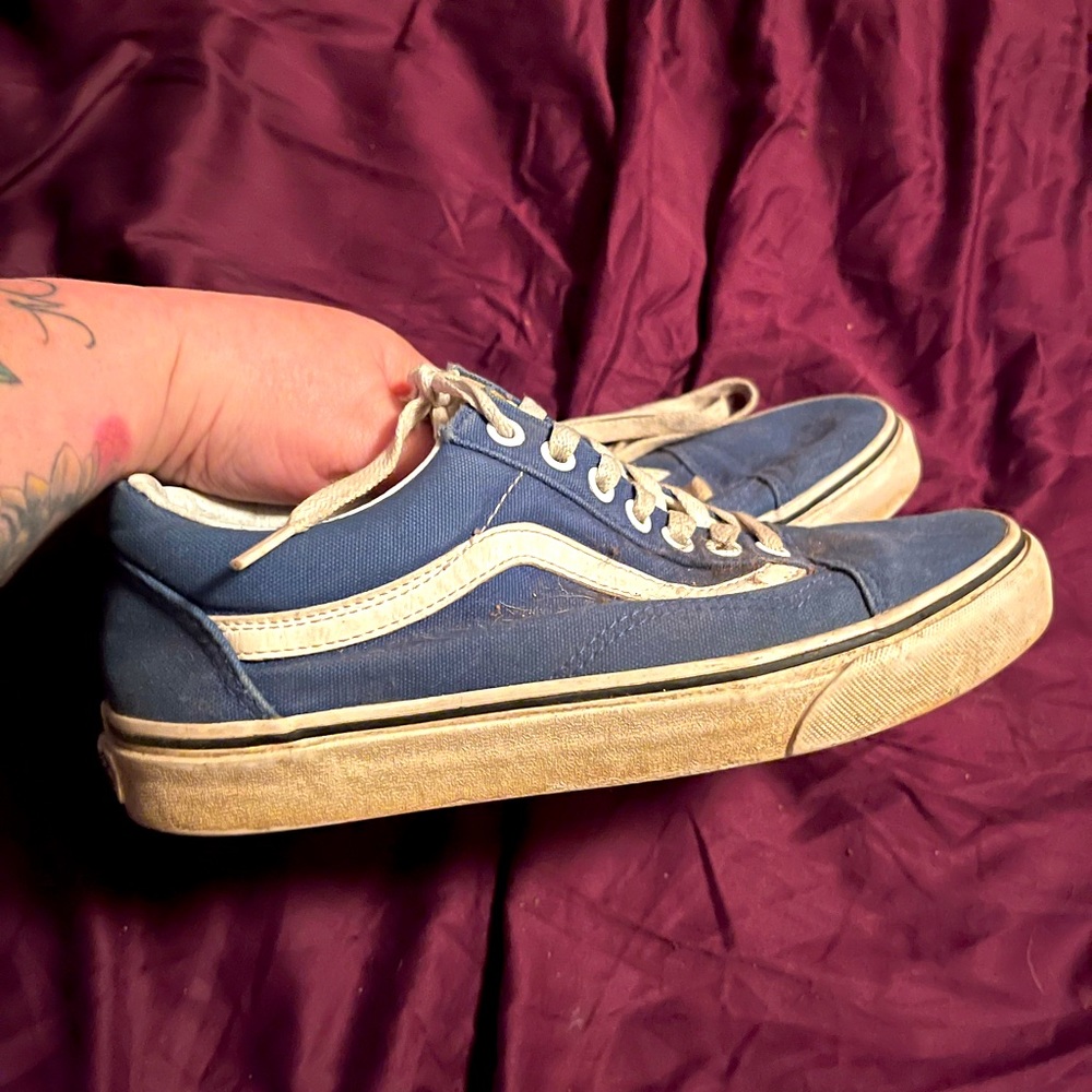 Used blue vans